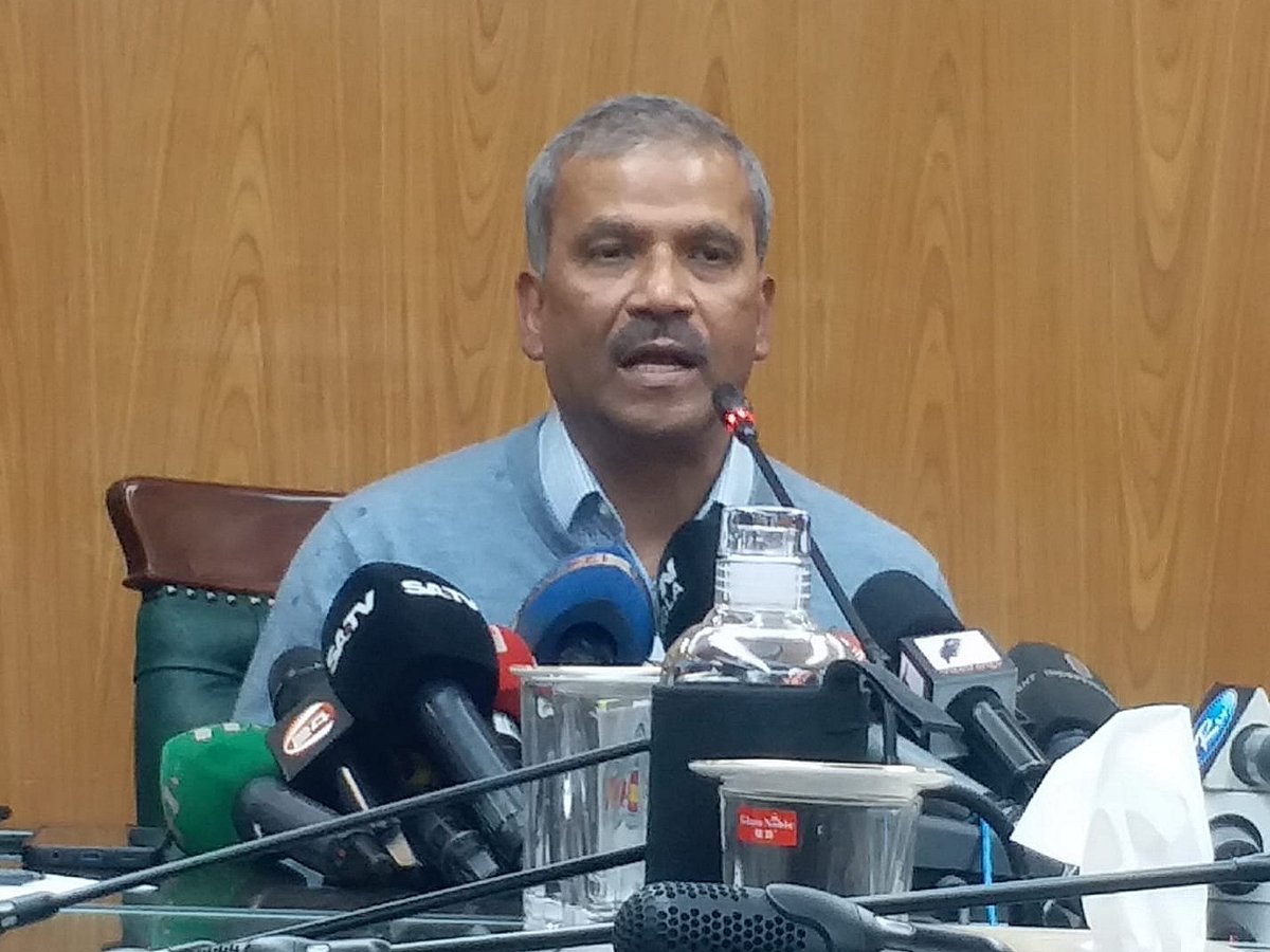 আইন উপদেষ্টা অধ্যাপক আসিফ নজরুল