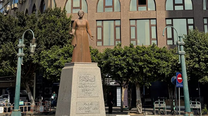 কায়রোতে উম্মে কুলসুমের ভাস্কর্য