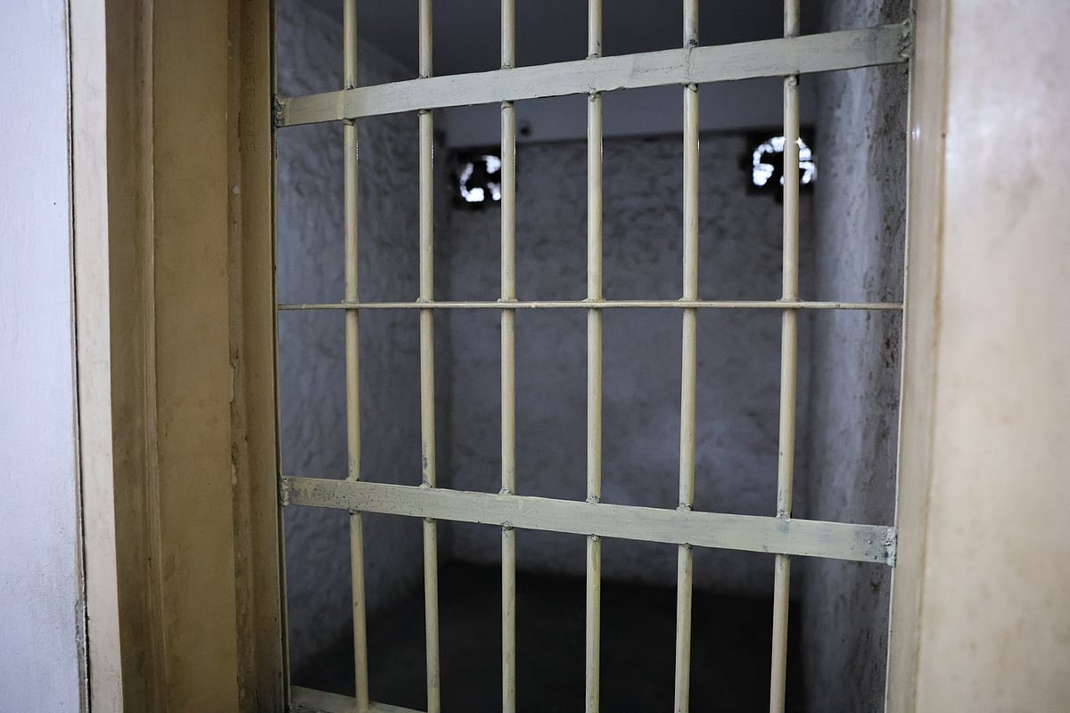 প্রধান উপদেষ্টার প্রেস উইং থেকে প্রকাশিত গোপন বন্দিশালার ছবি।