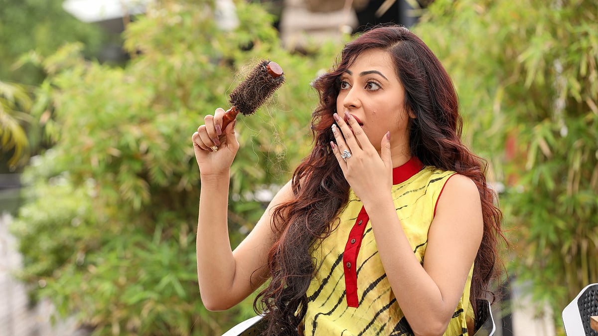 সৌন্দর্যসচেতন মানুষের সাজঘরে জায়গা করে নিচ্ছে রোজমেরি তেল