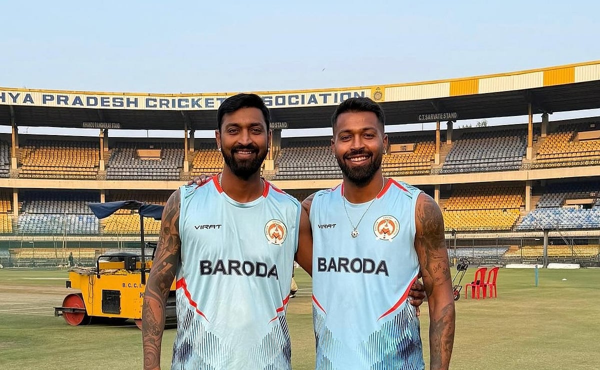 দুই ভাই ক্রুনাল পান্ডিয়া ও হার্দিক পান্ডিয়া।