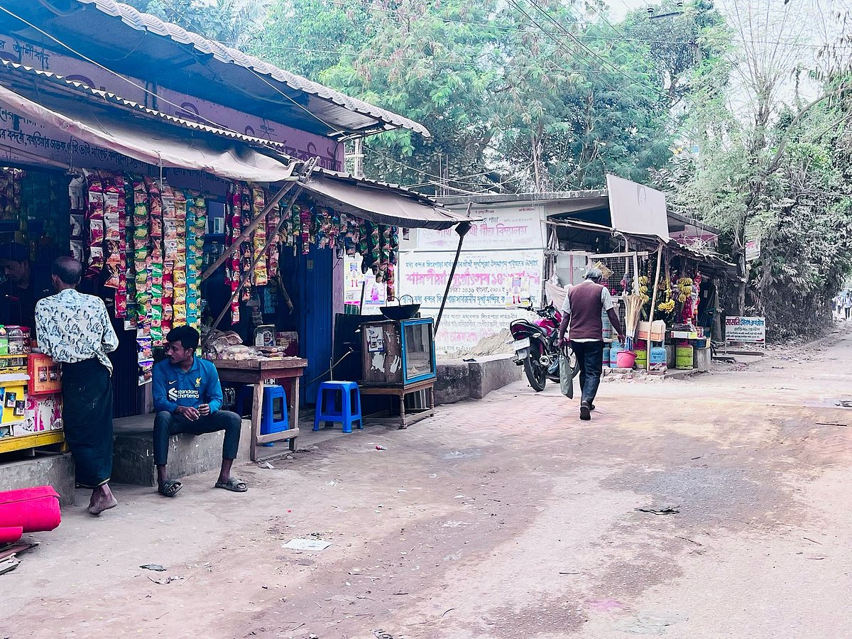 চট্টগ্রামের আনোয়ারার উত্তর বন্দর গ্রামের খোট্টা পাড়া। গতকাল সকালে তোলা