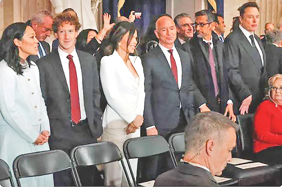 ডোনাল্ড ট্রাম্পের শপথ অনুষ্ঠানে প্রযুক্তিমানবদের উপস্থিতি ছিল চোখে পড়ার মতো