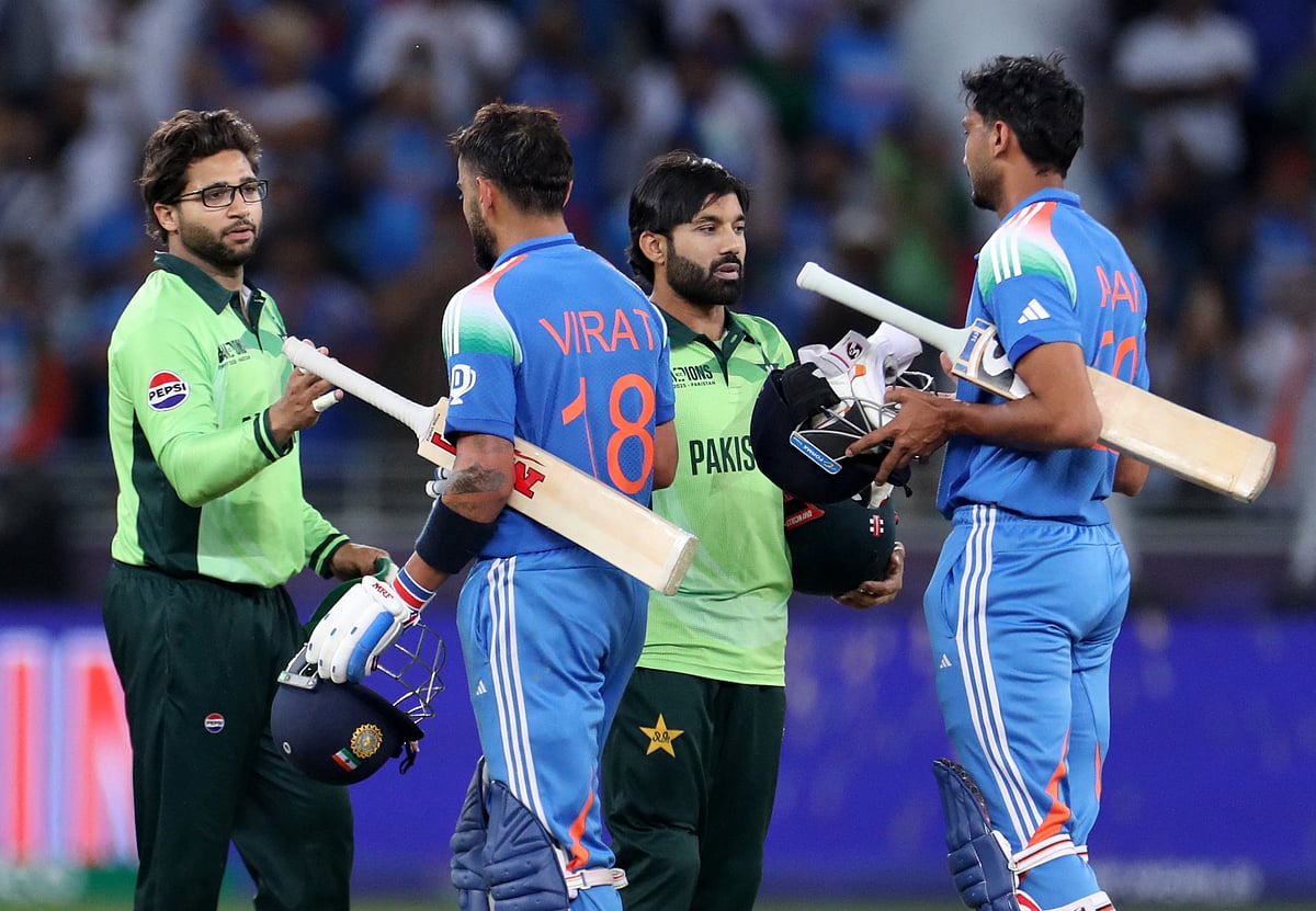 চ্যাম্পিয়নস ট্রফির মূল আয়োজক পাকিস্তান হলেও ভারত নিজেদের ম্যাচগুলো দুবাইয়ে খেলছে