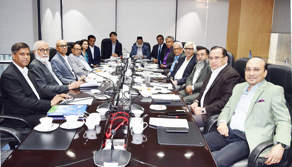 এশিয়ান ডেভেলপমেন্ট ব্যাংকের (এডিবি) কান্ট্রি ডিরেক্টর হো ইউন জিয়ং এর সাথে আইসিসি বাংলাদেশের (আইসিসিবি) নেতারা