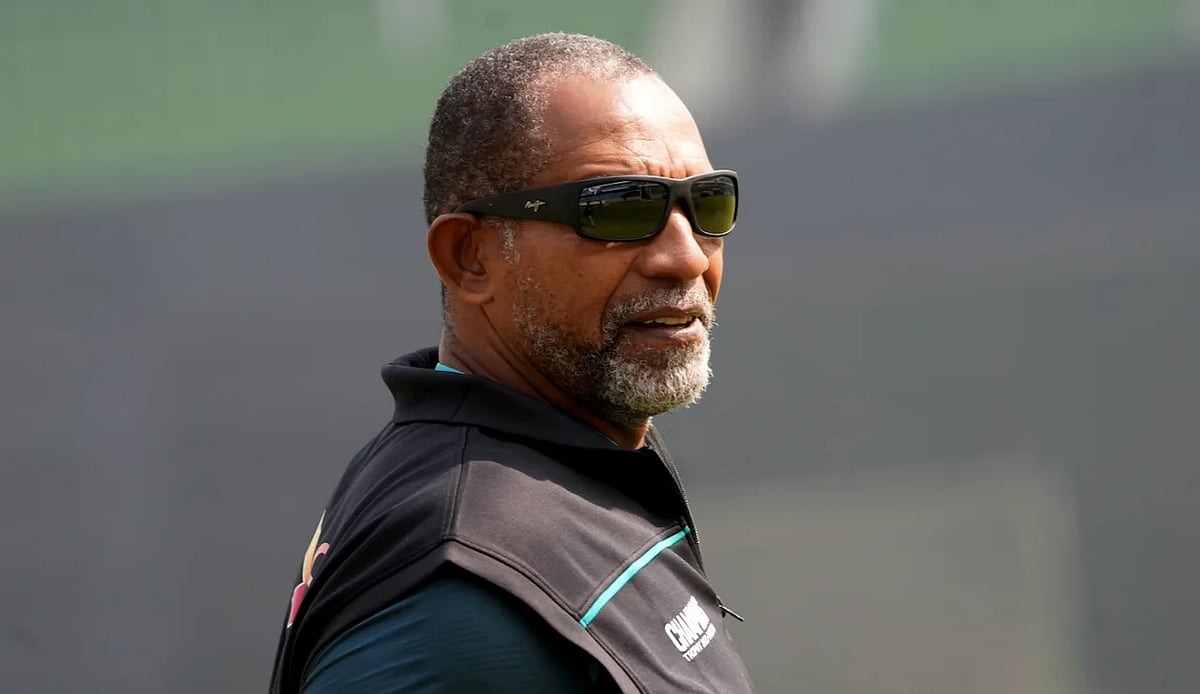 বাংলাদেশ ক্রিকেট বোর্ডের সঙ্গে ফিল সিমন্সের চ্যাম্পিয়নস ট্রফি পর্যন্ত চুক্তি ছিল