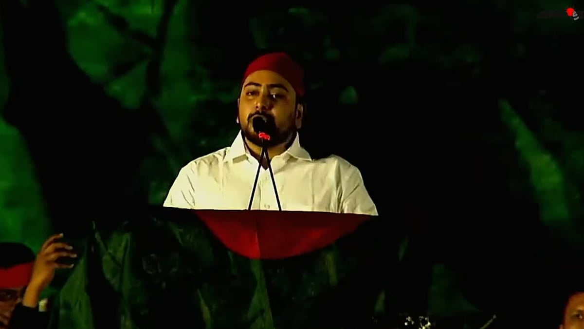 নতুন দল এনসিপির আত্মপ্রকাশ মঞ্চে আহ্বায়ক যা বললেন
