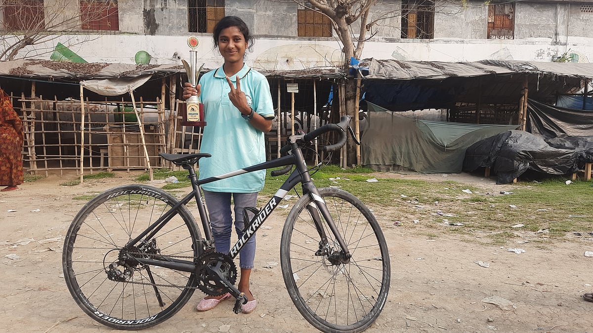 জাতীয় ক্রীড়া প্রতিযোগিতায় সাইক্লিংয়ে দেশসেরা কেশবপুরের প্রিয়া