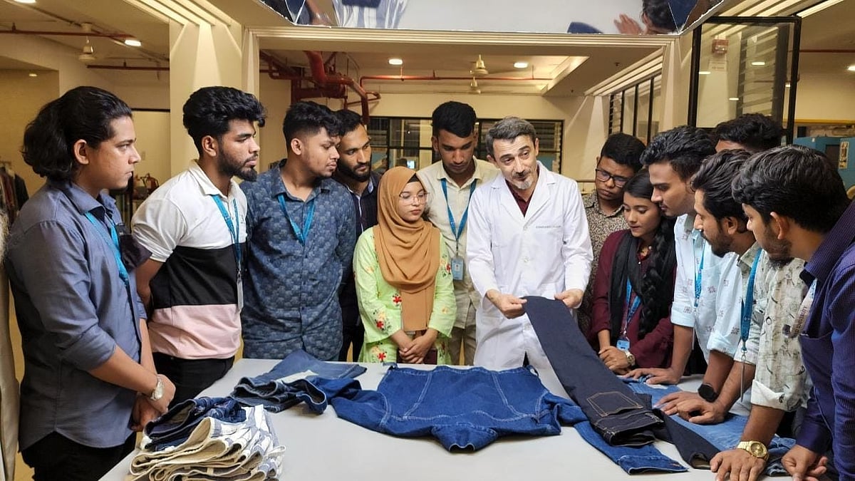 পোশাকশিল্প সম্পর্কে হাতে–কলমে শেখার সুযোগ আছে আইএসইউতে