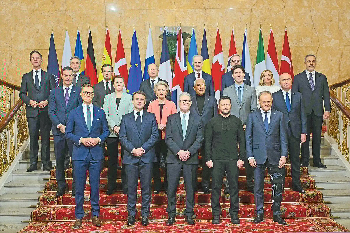 ইউরোপের নিরাপত্তা নিশ্চিত করা এবং রাশিয়া–ইউক্রেন যুদ্ধ বন্ধে আলোচনা করতে লন্ডন সম্মেলনে যোগ দেন বিভিন্ন দেশ ও জোটের নেতারা। ইউক্রেনের প্রেসিডেন্ট ভলোদিমির জেলেনস্কিও এই সম্মেলনে অংশ নেন