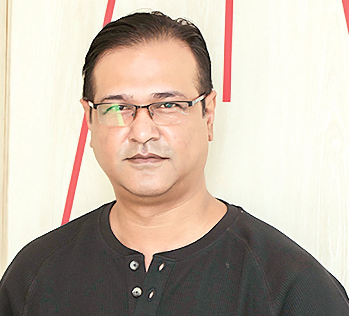 আসিফ আকবর।