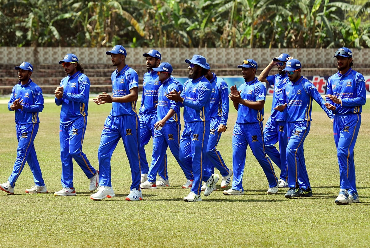 লিজেন্ডস অব রূপগঞ্জের ক্রিকেটাররা