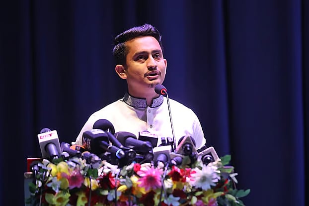 জাতীয় নাগরিক পার্টির (এনসিপি) মুখ্য সংগঠক (উত্তরাঞ্চল) সারজিস আলম