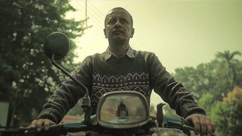 ট্রেলারটি শুরু হয়েছে কামরুজ্জামান কামুর কবিতা দিয়ে। আবৃত্তি করেছেন কবি নিজেই