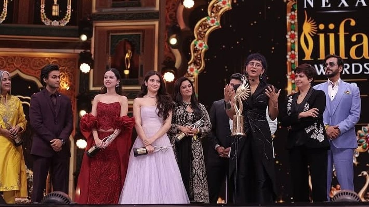 Sochli oyoqli ayollarning porno fotosuratlari Jinsiy oyinchoqlar