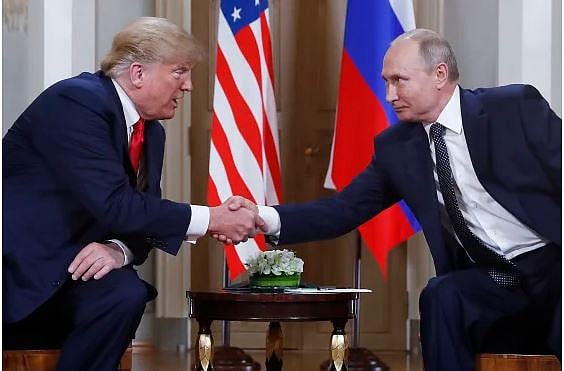 ট্রাম্পকে কী বলেছেন পুতিন? নিশ্চয়ই কোনো প্ররোচনা এসেছে। এর পর থেকে ট্রাম্প নিজে ক্রেমলিনের স্বৈরশাসককে সন্তুষ্ট করার জন্য মরিয়া হয়ে উঠেছেন।