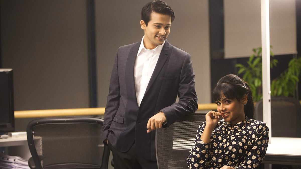 সহকর্মীর সঙ্গে সম্পর্কে জড়ালে কিছু বিষয়ে সতর্ক থাকা ভালো