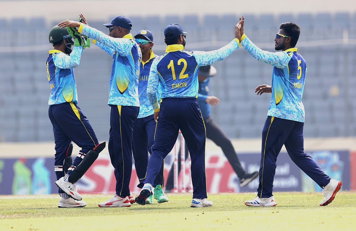 সহজ জয় পেল আবাহনী