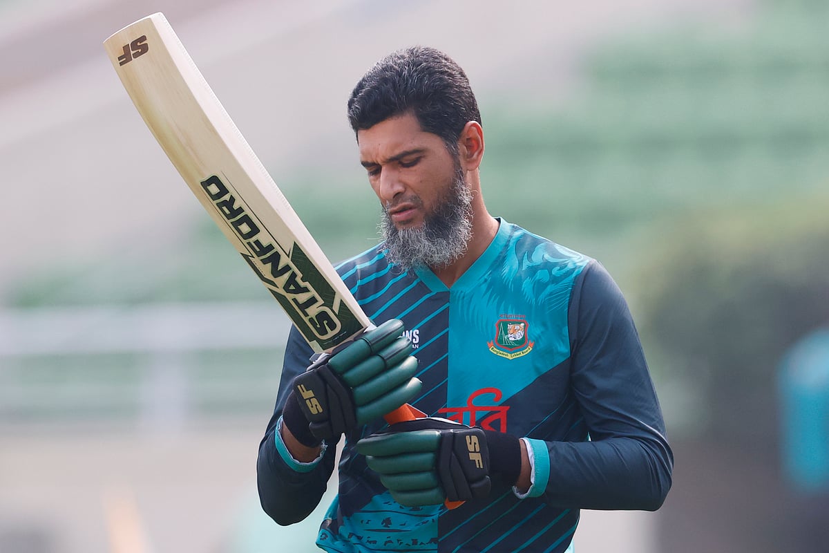 আন্তর্জাতিক ক্যারিয়ারের ইতি টেনেছেন মাহমুদউল্লাহ