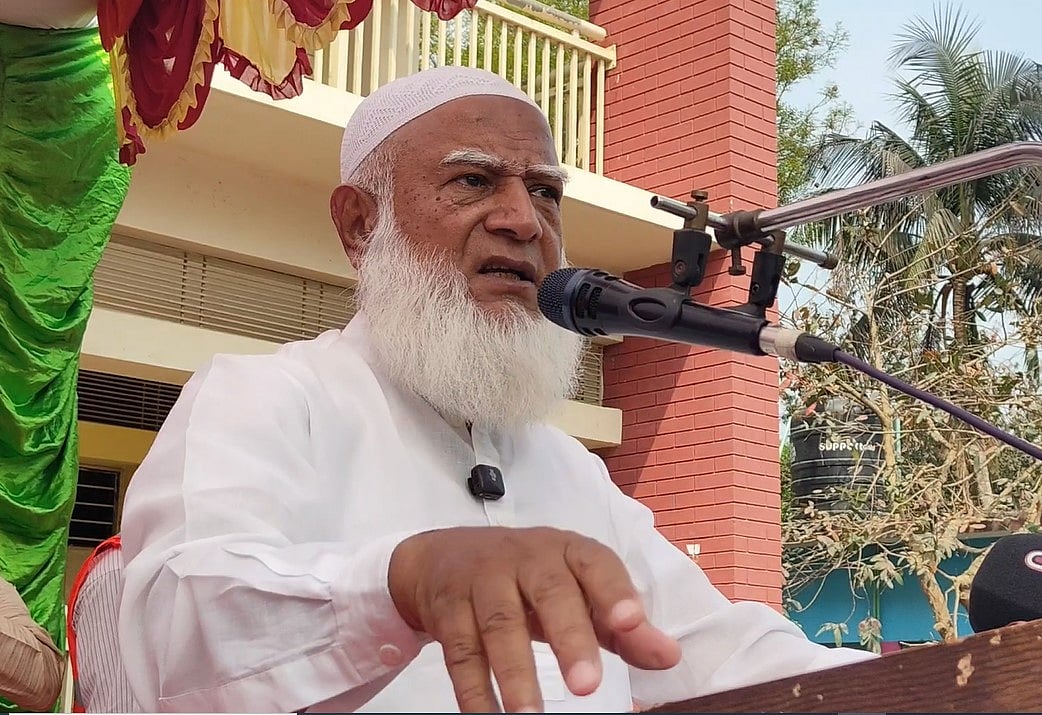 মাগুরার সেই শিশুটির জন্য আয়োজিত দোয়া মাহফিলে প্রধান অতিথির বক্তব্য দেন জামায়াতের আমির শফিকুর রহমান। আজ সকালে