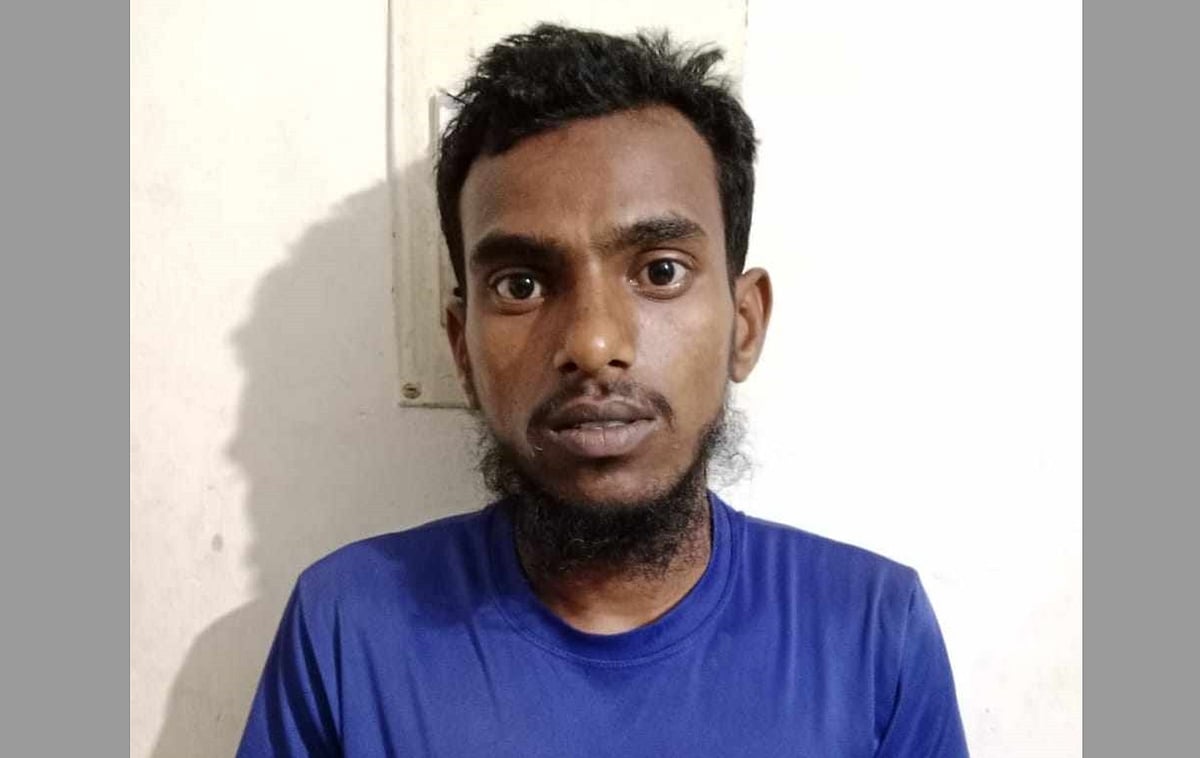 নেত্রকোনায় সনাতন ধর্মাবলম্বীদের দেব–দেবীর মূর্তি ভাঙার ভিডিও আপলোড করে বিদ্বেষ ছড়ানোর অভিযোগে জোবায়েদ ইসলাম নামের এই তরুণকে গ্রেপ্তার করেছে পুলিশ