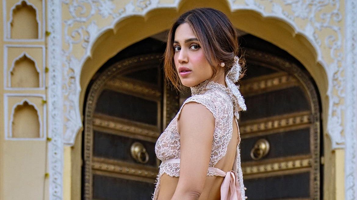 ভূমি পেড়নেকর। অভিনেত্রীর ফেসবুক থেকে