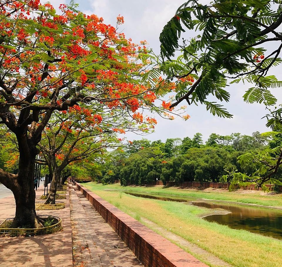 চন্দ্রিমা উদ্যান, এখন নাম পরিবর্তন করে করা হয়েছে জিয়া উদ্যান। ছবিটি গত বছরের মে মাসে তোলা