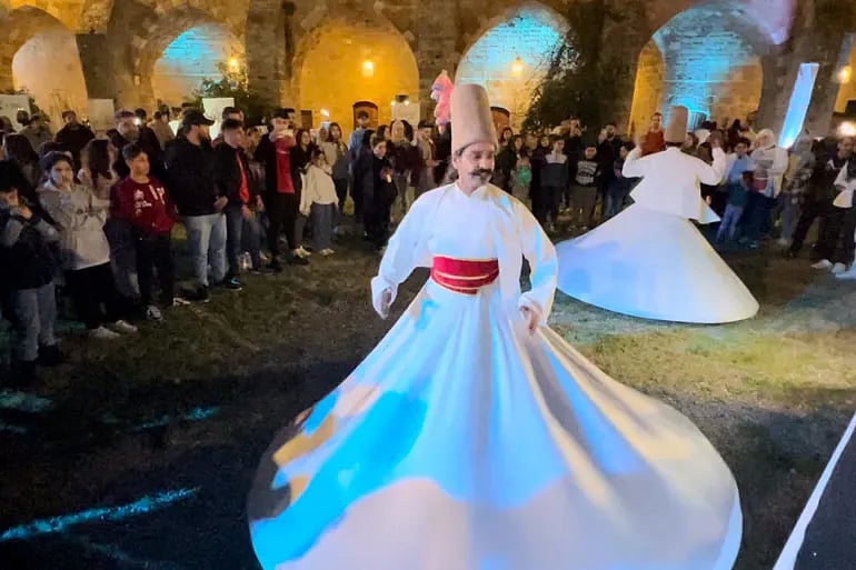 রমজান মাসে সিডন শহর তার জনপ্রিয় এবং আধ্যাত্মিক রীতিনীতি এবং ঐতিহ্য বজায় রাখে (আল জাজিরা)