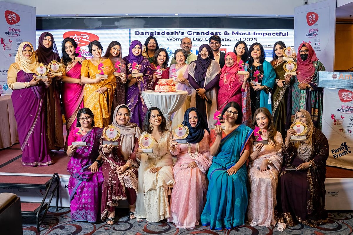 ‘নারী দিবস উদ্‌যাপন-২০২৫’ শীর্ষক বর্ণিল উৎসবের আয়োজন করে নারীকেন্দ্রিক ফেসবুক প্ল্যাটফর্ম ‘পপ অব কালার’