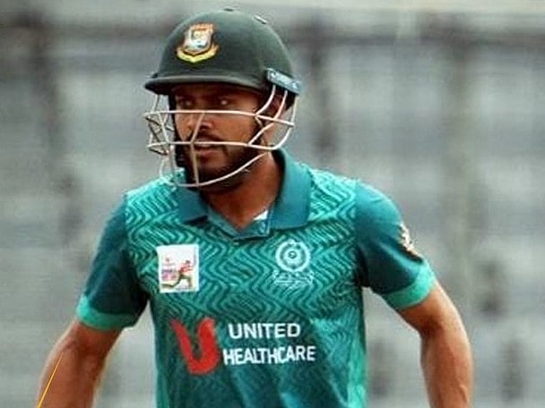 সেঞ্চুরি করে মোহামেডানকে জিতিয়েছেন মেহেদী হাসান মিরাজ