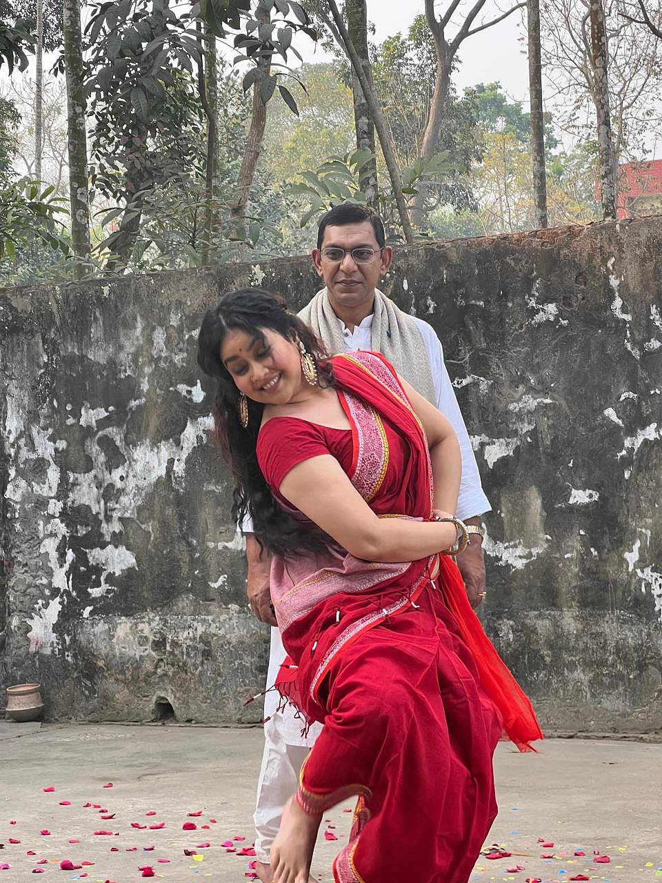 ‘মিশন মুন্সিগঞ্জ’ নাটকে আশনা হাবিব ভাবনা ও চঞ্চল চৌধুরী