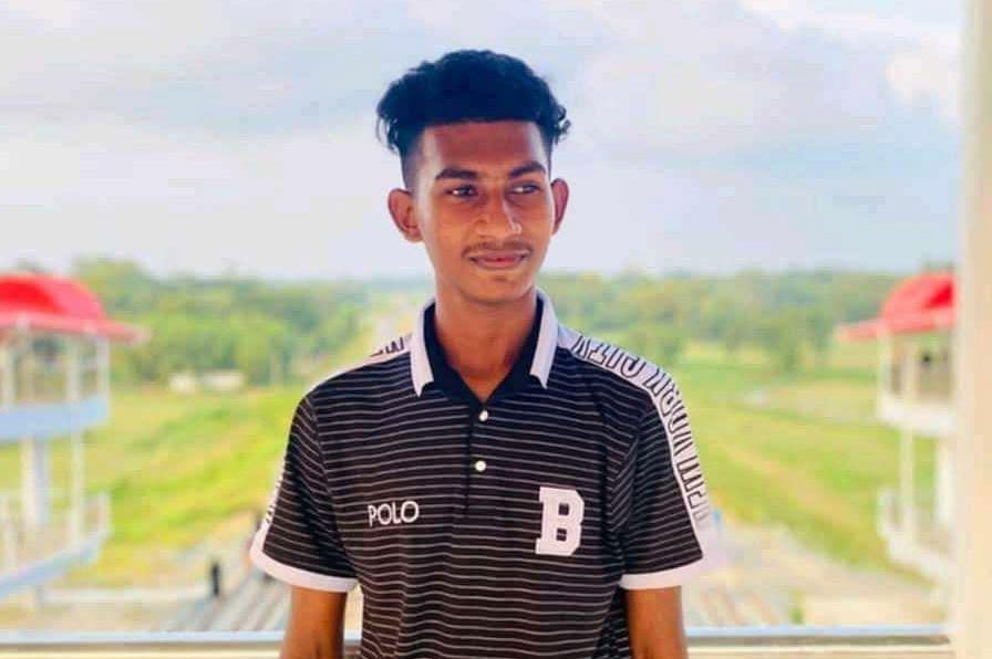 লোহাগাড়ায় সড়ক দুর্ঘটনায় নিহত তরুণ ওমন খান