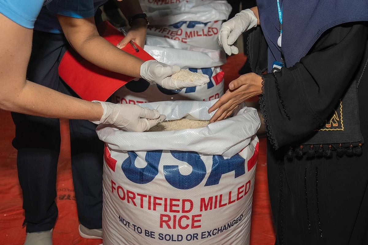 চলতি সপ্তাহে রোহিঙ্গাদের জন্য যুক্তরাষ্ট্রের ১৭ হাজার মেট্রিক টন খাদ্যসহায়তা পৌঁছেছে