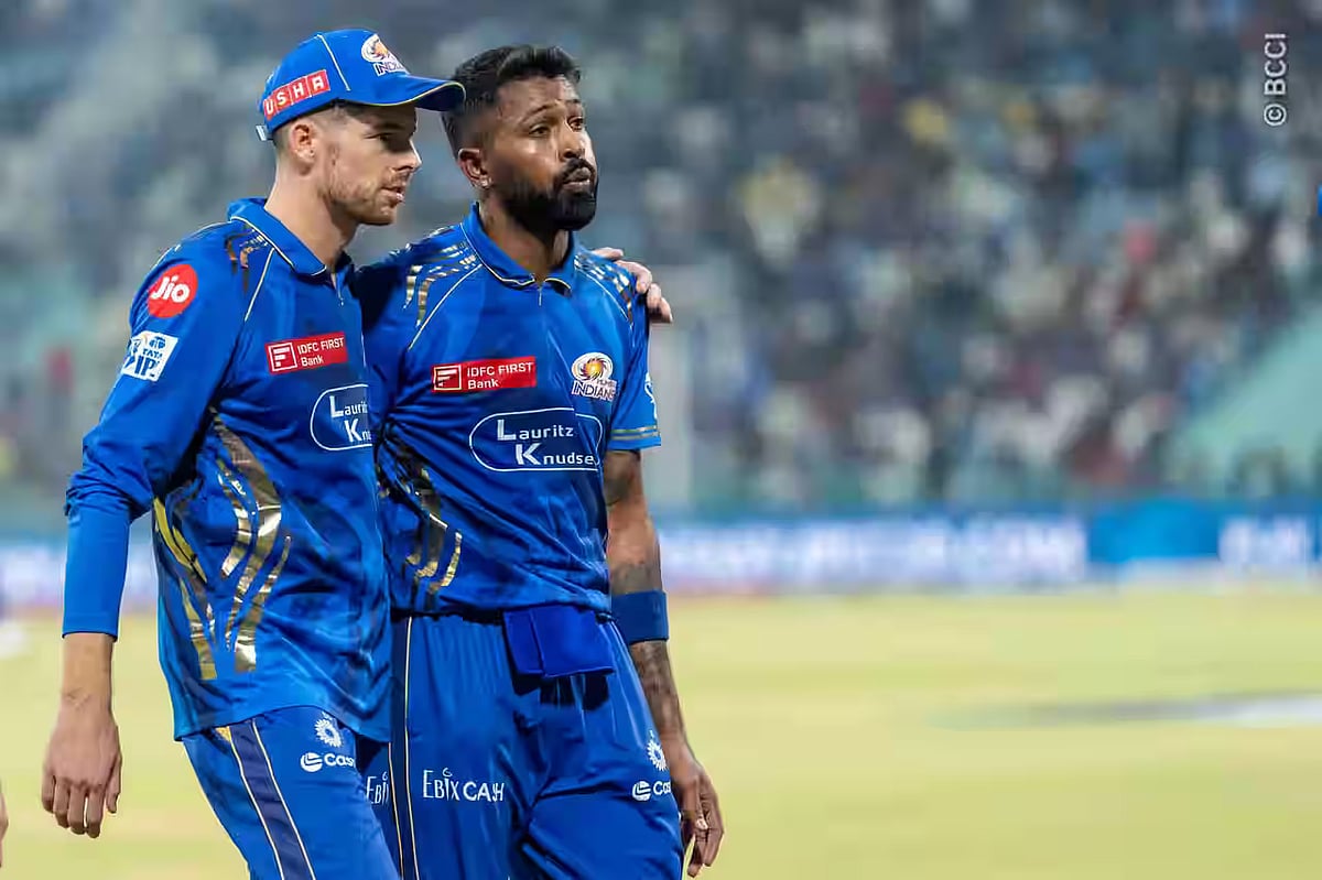 টি–টোয়েন্টি ক্যারিয়ারে প্রথমবারের মতো ৫ উইকেট পেয়েও হাসি নেই পান্ডিয়ার মুখে