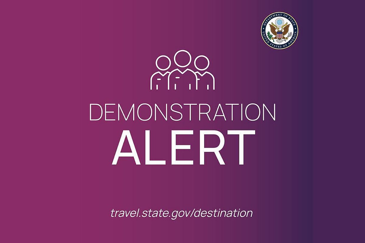 ঢাকায় মার্কিন দূতাবাসের ওয়েবসাইট, ফেসবুক পেজ ও এক্স হ্যান্ডলে বিক্ষোভের বিষয়ে সতর্কতার পোস্ট দেওয়া হয়েছে