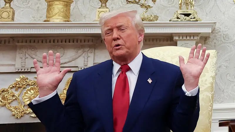 হোয়াইট হাউসে সংবাদ সম্মেলনে গাজা নিয়ে কথা বলেন যুক্তরাষ্ট্রের প্রেসিডেন্ট ডোনাল্ড ট্রাম্প। ওয়াশিংটন ডিসি, যুক্তরাষ্ট্র