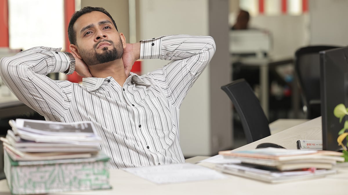 ছুটি শেষে নিয়মিত কাজে ফিরতে একধরনের অনিচ্ছা চেপে বসাটাই স্বাভাবিক