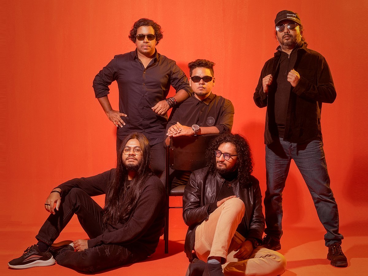 শিরোনামহীন ব্যান্ডের সদস্যরা