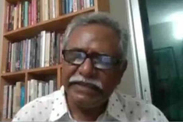 ‘অনলাইন প্রতিবাদ সভায়’ যুক্ত হয়ে বক্তব্য দিচ্ছেন অধ্যাপক আনু মুহাম্মদ