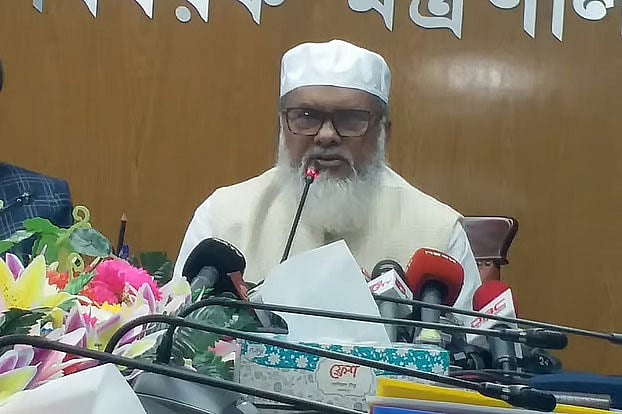 ধর্ম উপদেষ্টা আ ফ ম খালিদ হোসেন