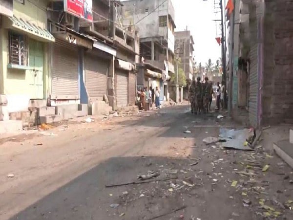 ভারতের পশ্চিমবঙ্গের মুর্শিদাবাদে থমথমে পরিস্থিতি বিরাজ করছে