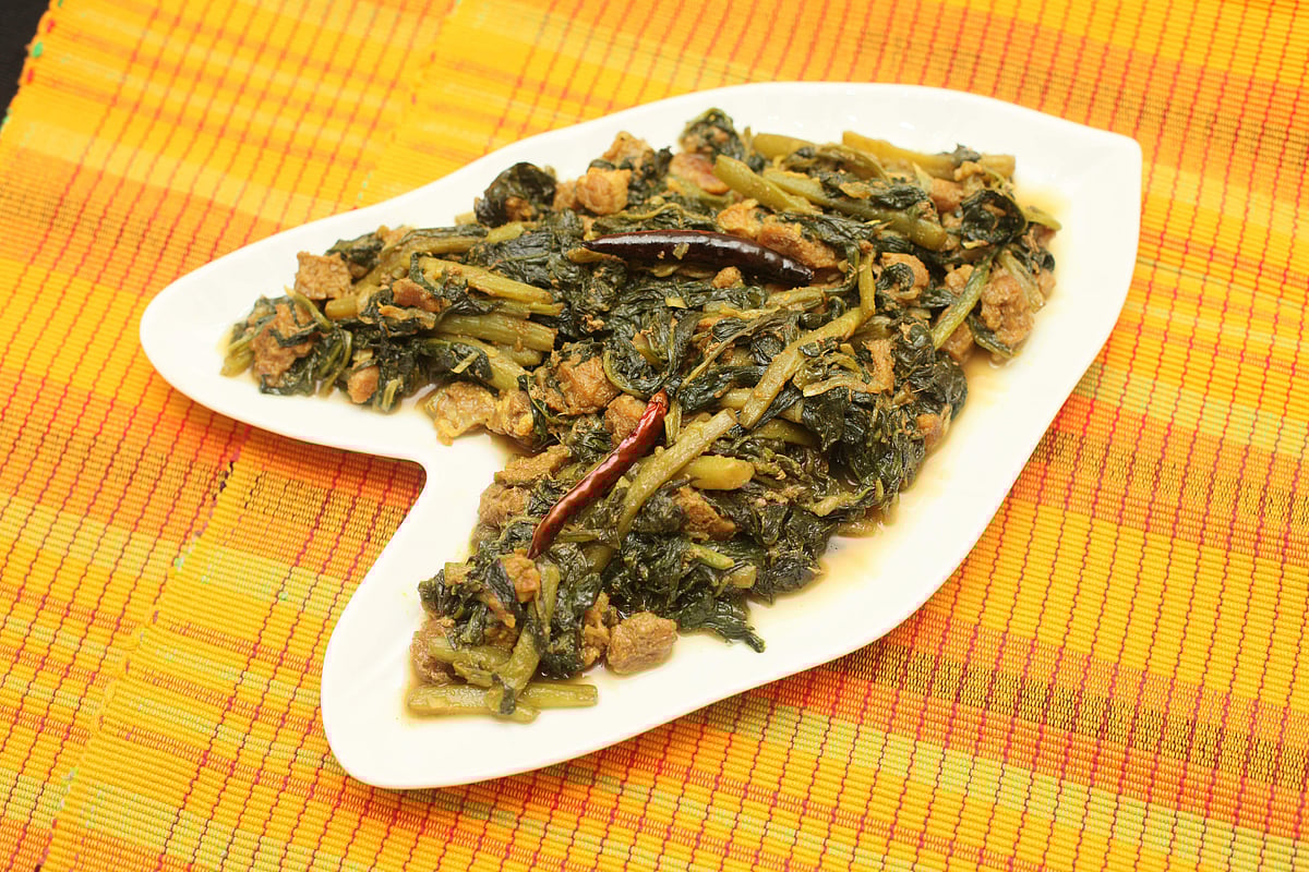 গরুর মাংসে পুঁইশাক