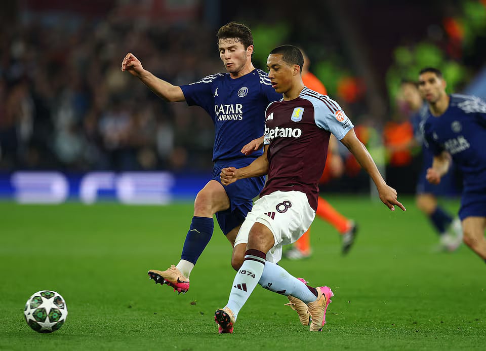 পিএসজিকে কঠিন চ্যালেঞ্জে ফেলেছে অ্যাস্টন ভিলা।