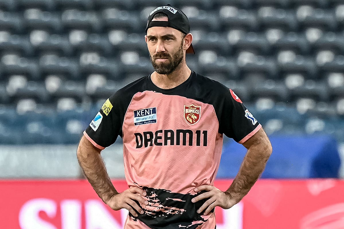 ছন্দে নেই ম্যাক্সওয়েল