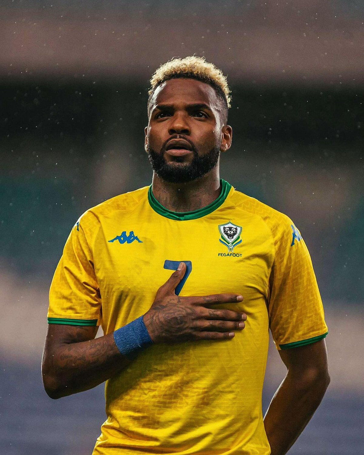 গ্যাবনের ফুটবলার অ্যারন বুপেন্দজা।