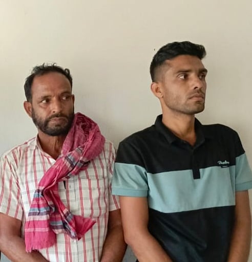 হত্যা মামলায় গ্রেপ্তার দুই আসামির এক দিনের রিমান্ড মঞ্জুর করেছেন আদালত