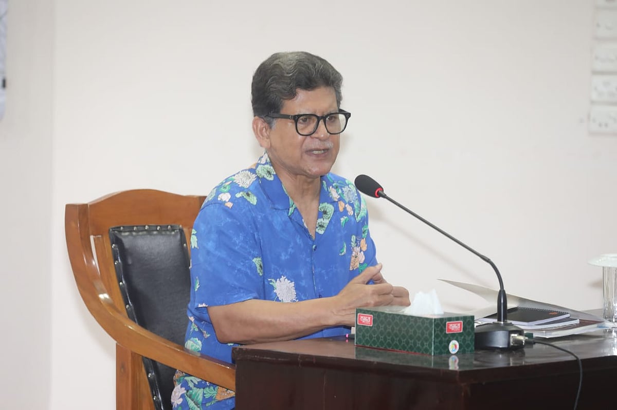 হোসেন জিল্লুর রহমান