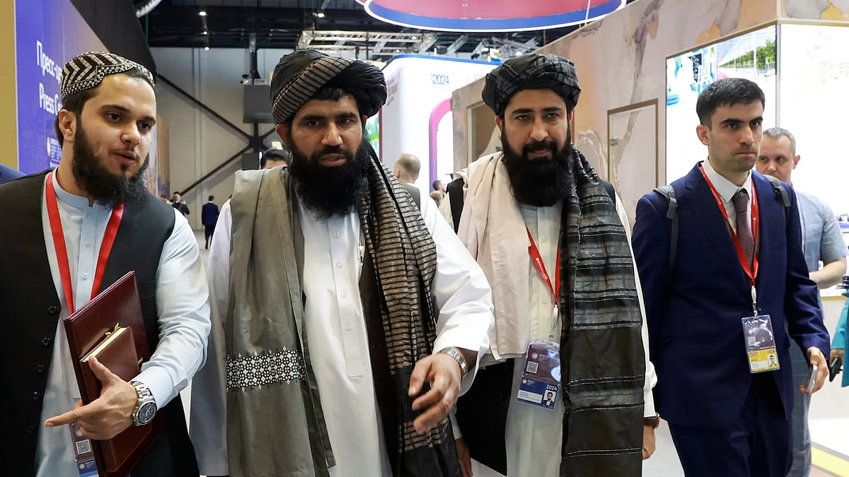 রাশিয়ার সন্ত্রাসী গোষ্ঠীর তালিকা থেকে বাদ গেল তালেবান