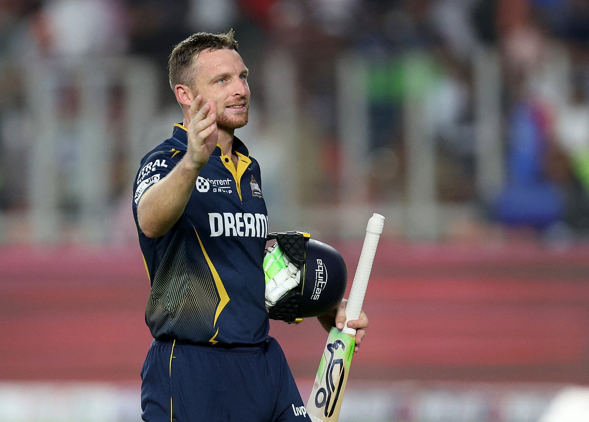 অপরাজিত ৯৭ রান করে দলকে জিতিয়েছেন জস বাটলার