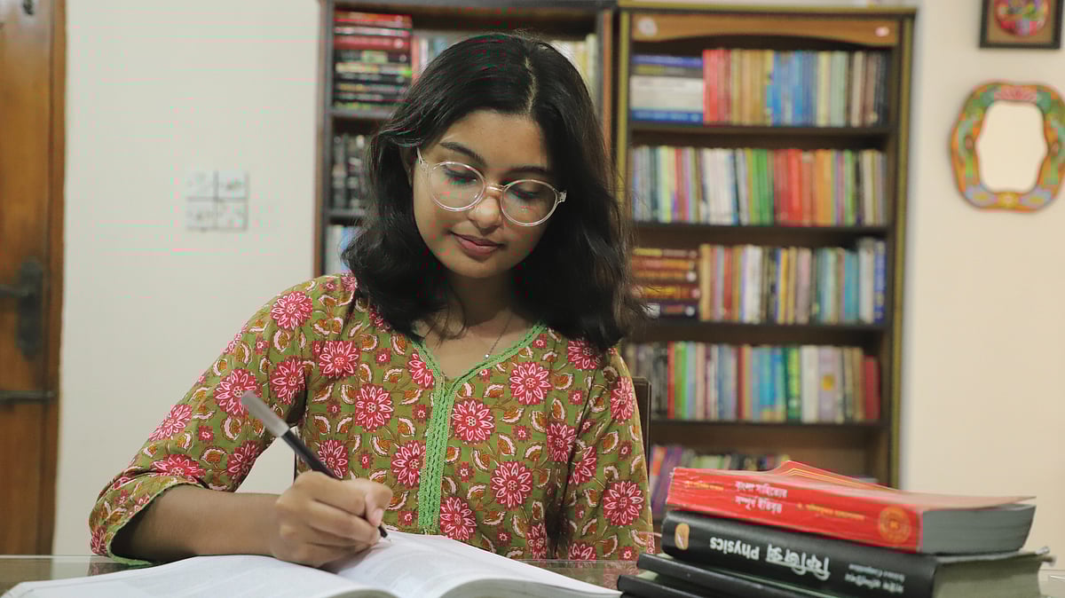 পরীক্ষার আগে পড়ালেখার জন্য প্রয়োজন স্বাচ্ছন্দ্যময় পরিবেশ